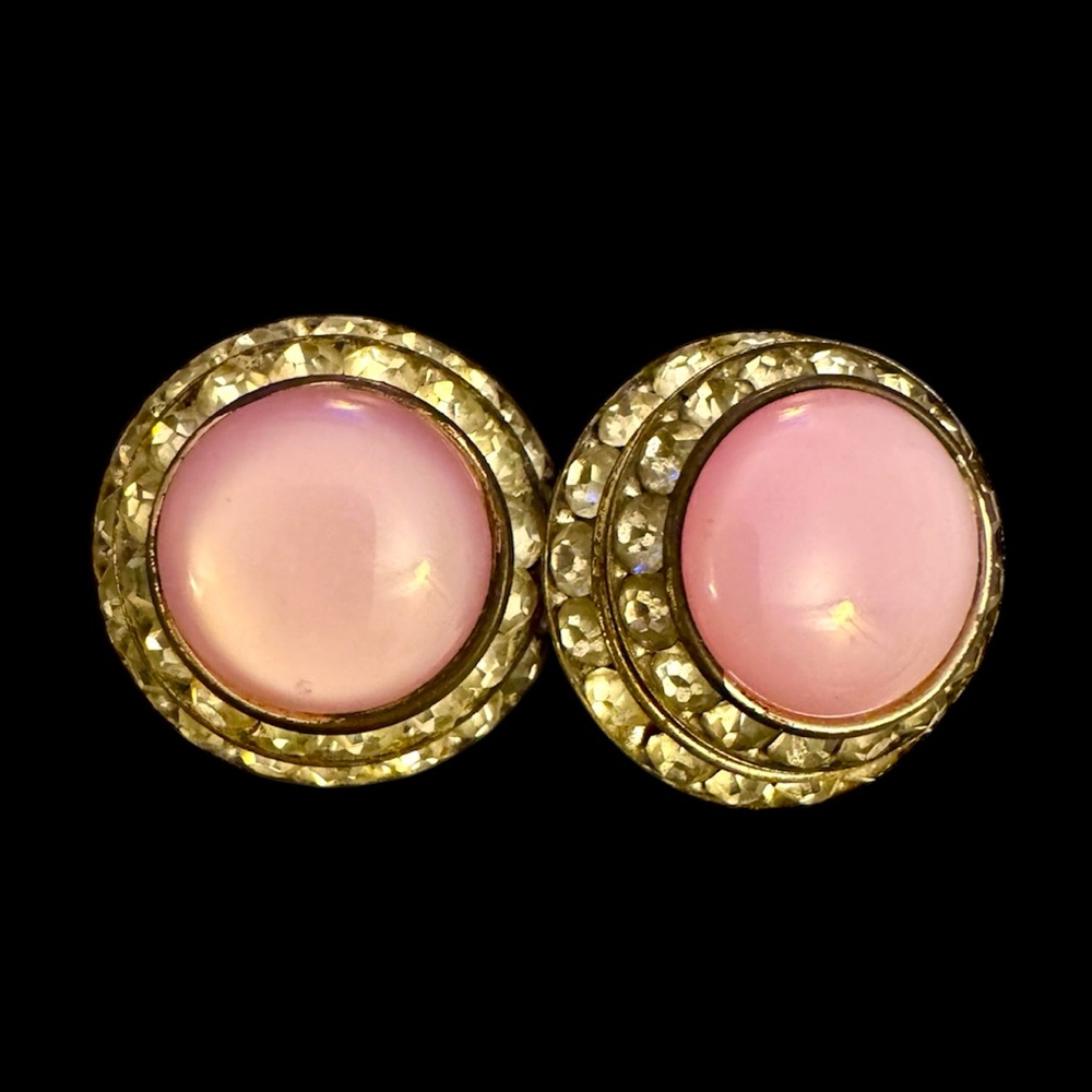 Vtg Pink Button Rhinestone Clip on Earrings Mod Barbiecore